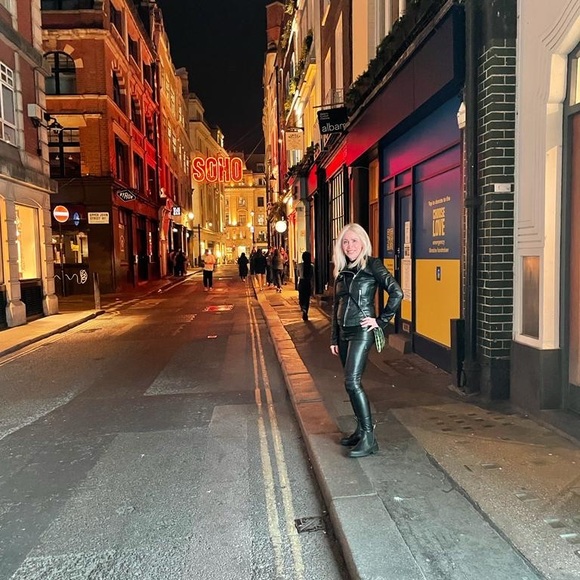 Meet your Posher, Judi - Picture 8 of 9